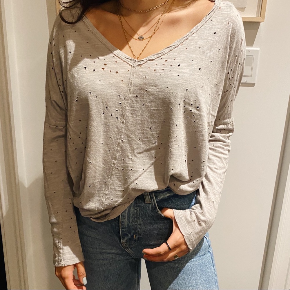 HOLE LONG SLEEVE